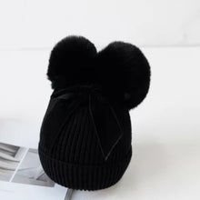 Load image into Gallery viewer, baby pom pom hat
