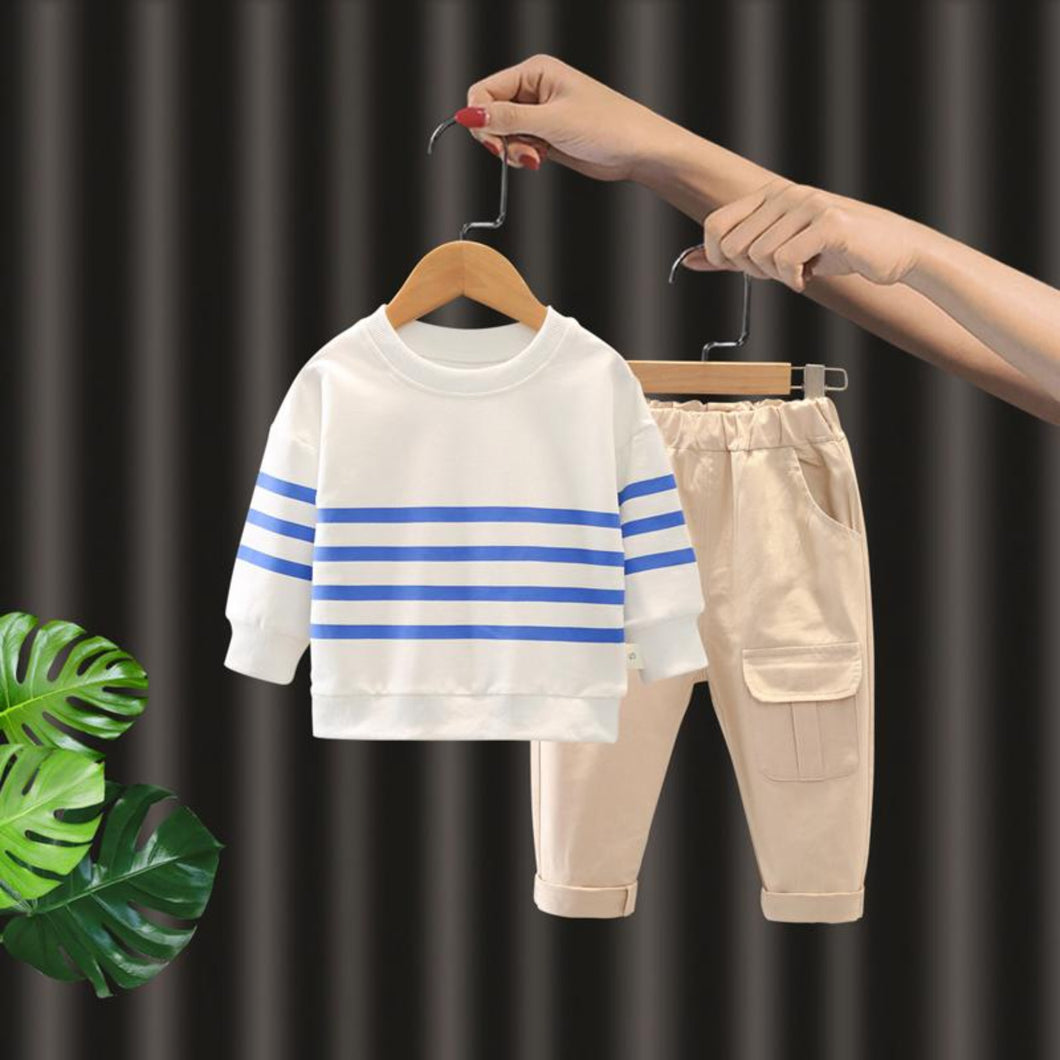 Two pieced striped sweatshirt and trousers