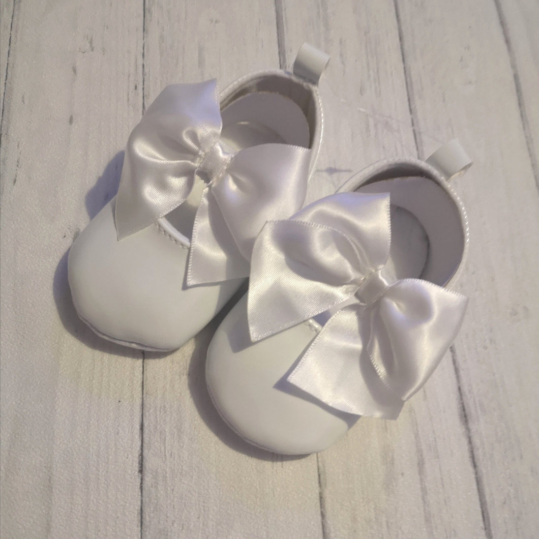 White Shiny PU Shoes