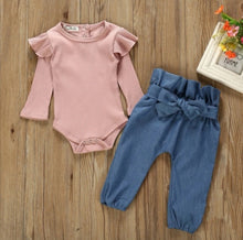 Load image into Gallery viewer, Pink ruffle bodysuit with jeans
